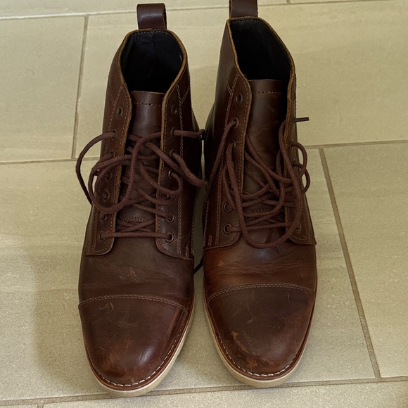 Helm Other - Classic Brown Leather Chukka Boots
